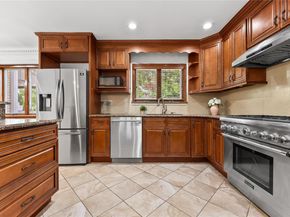 154-70 11th Avenue, Beechhurst NY 11357