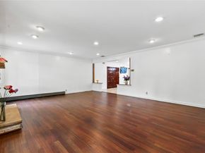 154-70 11th Avenue, Beechhurst NY 11357