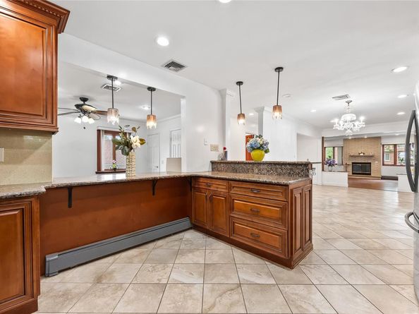 154-70 11th Avenue, Beechhurst NY 11357