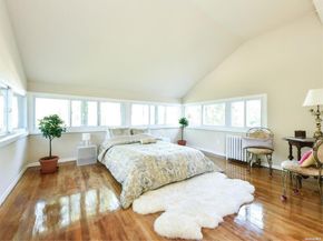 26 Cherry Street, Douglaston NY 11363