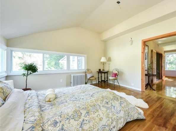 26 Cherry Street, Douglaston NY 11363