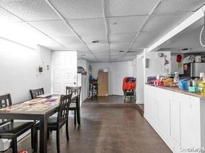 85-38 Homelawn Street, Jamaica Hills NY 11432