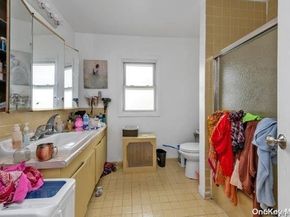 85-38 Homelawn Street, Jamaica Hills NY 11432