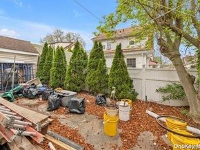 85-38 Homelawn Street, Jamaica Hills NY 11432