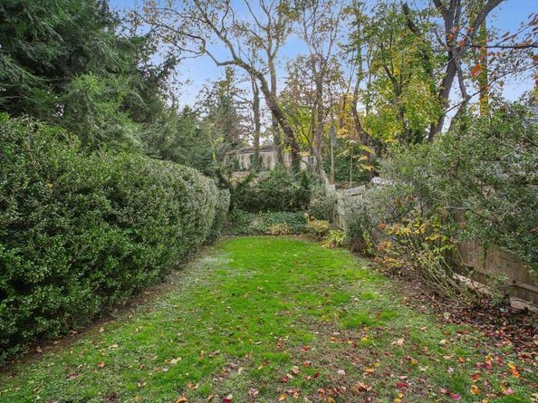 74 Davis Street, Locust Valley NY 11560