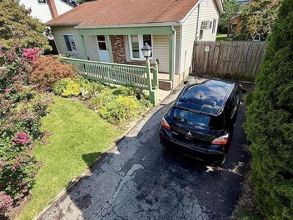 998 Bowling Green Drive, Westbury NY 11590