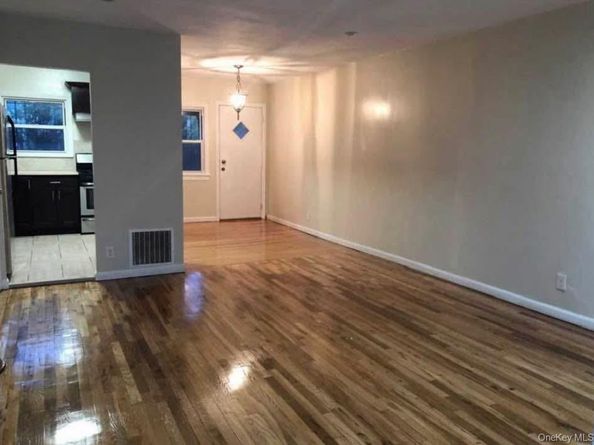 15011 Arlington Terrace, Jamaica NY 11433
