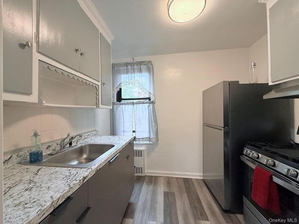 83-20 98 Street 5J, Woodhaven NY 11421
