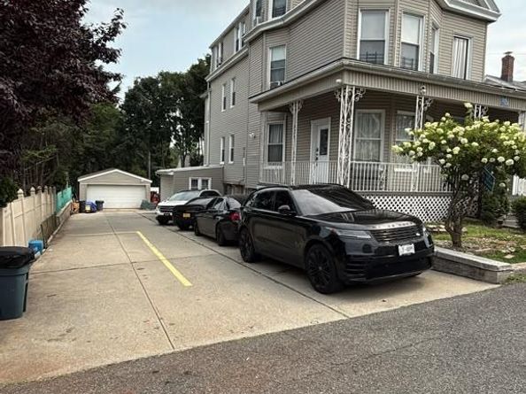 225 Edgewood Avenue, Yonkers NY 10704