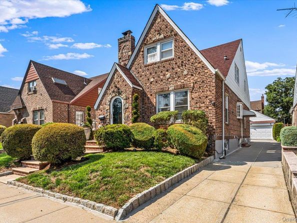 166-47 25th Avenue, Whitestone NY 11357