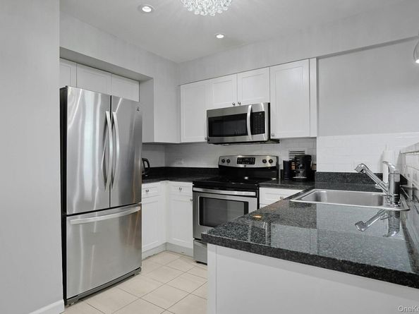 300 Mamaroneck Avenue 328, White Plains NY 10605
