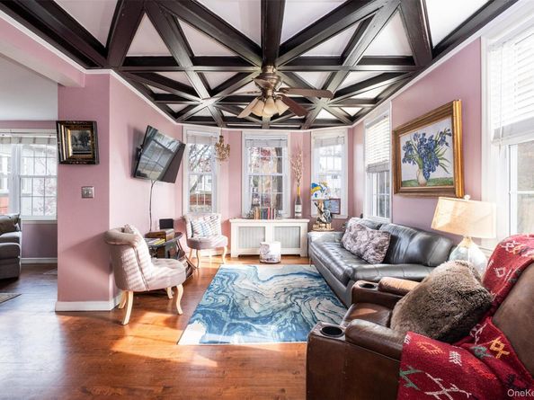 469 Minnieford Avenue, Bronx NY 10464