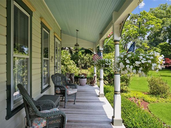 60 Union Avenue, Center Moriches NY 11934
