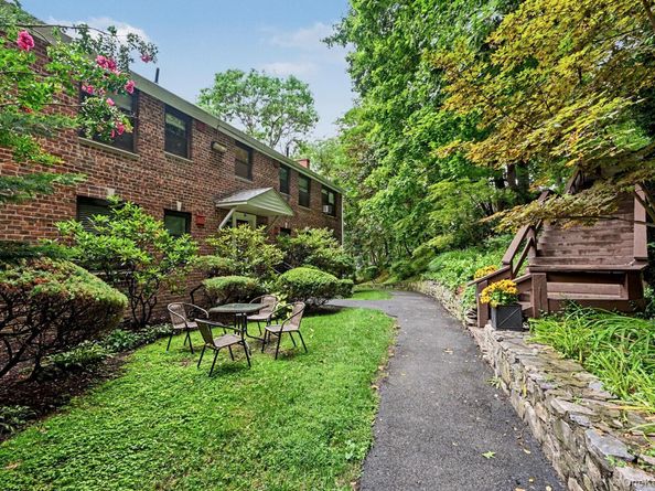 50 Rockledge Road 2A, Hartsdale NY 10530