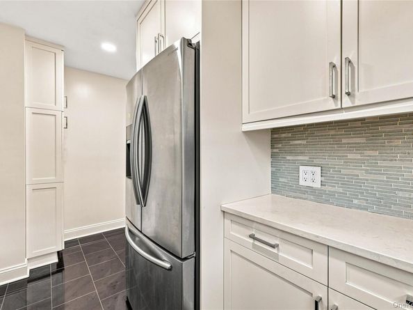 73-02 Springfield Boulevard 2nd Fl, Bayside NY 11364
