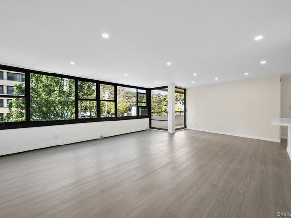 166-26 Powells Cove Boulevard 3D, Beechhurst NY 11357