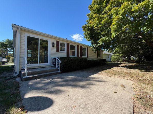 1 Limetree Drive, Manorville NY 11949