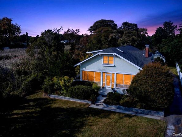 81 Oak Road, Bayport NY 11705