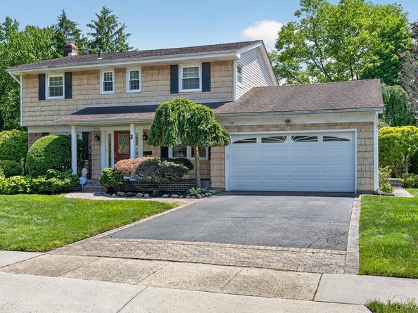 6 W Oak Hill, Oyster Bay NY 11771