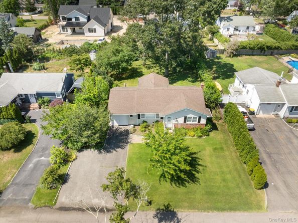 23 Staller Boulevard, Hampton Bays NY 11946