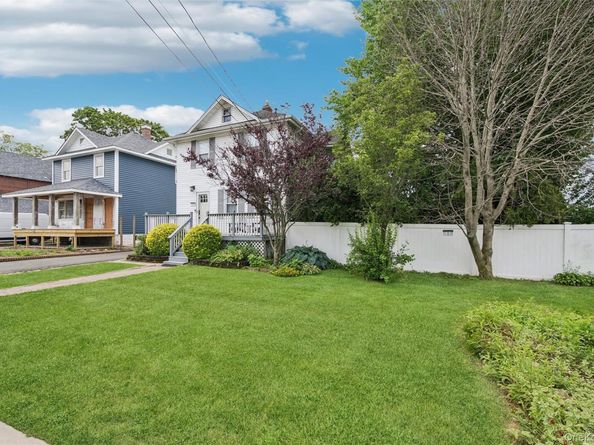104 Park Avenue, Babylon NY 11702