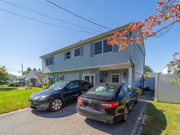 220 Jerusalem Avenue, Hicksville NY 11801