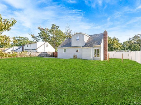 61 Parkway Boulevard, Wyandanch NY 11798