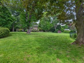 19 Seward Drive, Woodbury NY 11797