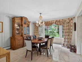 19 Seward Drive, Woodbury NY 11797
