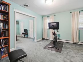 2595 Yorktown Street, Oceanside NY 11572