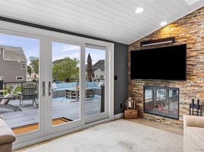 650 S 9th Street, Lindenhurst NY 11757