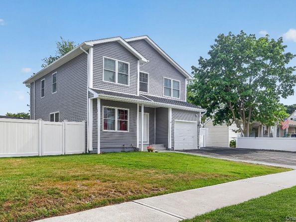 9 Okane Street, Central Islip NY 11722