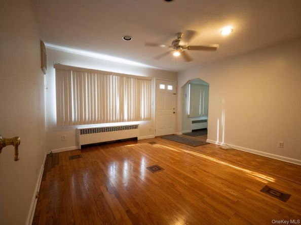 138-32 242nd Street, Rosedale NY 11422