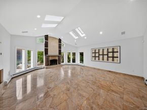 5 Glen Hill Court, Dix Hills NY 11746