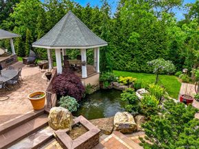 5 Glen Hill Court, Dix Hills NY 11746