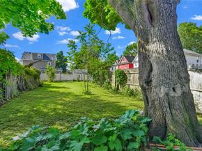 157-12 110th Avenue, Jamaica NY 11433