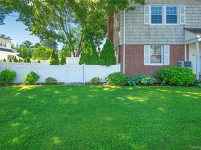 172 Hillside Avenue, Manhasset NY 11030