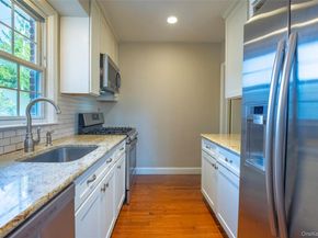 172 Hillside Avenue, Manhasset NY 11030