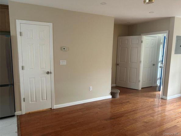 10235 183rd Place, Hollis NY 11423