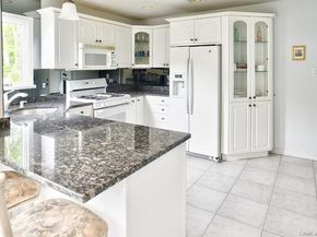 18 Bailey Avenue, Babylon NY 11702