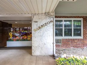 142-05 Roosevelt Avenue 7, Flushing NY 11354