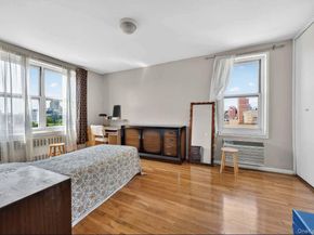 142-05 Roosevelt Avenue 7, Flushing NY 11354