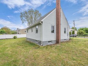 466 44th Street, Copiague NY 11726
