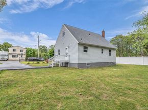 466 44th Street, Copiague NY 11726