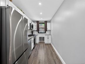 56-21 Douglastion Parkway Upper, Douglaston NY 11362