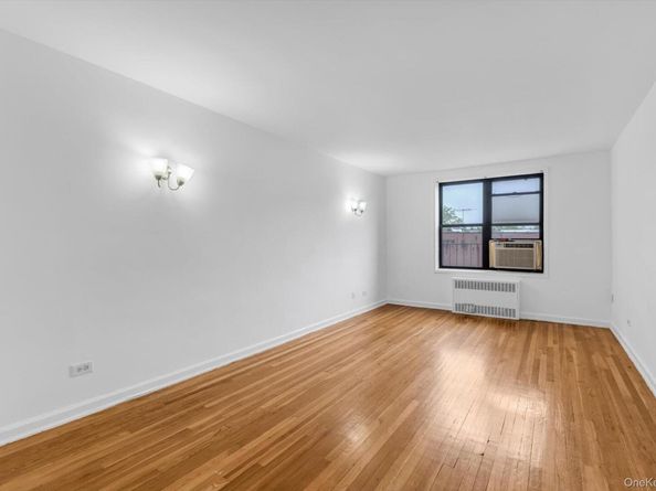 40 E 43rd Street 3B, Brooklyn NY 11203