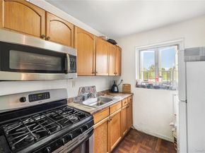 225-08 Stronghurst Avenue Upper, Queens Village NY 11427