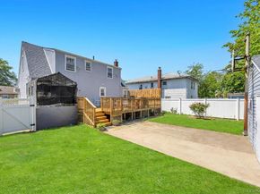190 Sylvester Street, Westbury NY 11590