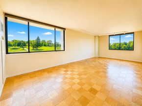 269-10 Grand Central Parkway 4O, Floral Park NY 11005