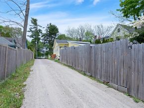 338 & 340 Main Street, Setauket NY 11733